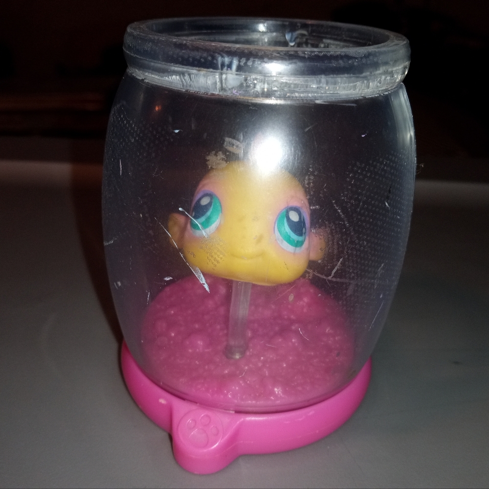 Lps Littlest Pet Shop toy Pet Tank fish #10